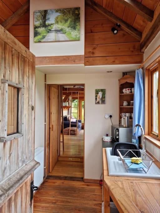 Log Cabin At The Old Summer Dairy Glastonbury Somerton  Luaran gambar