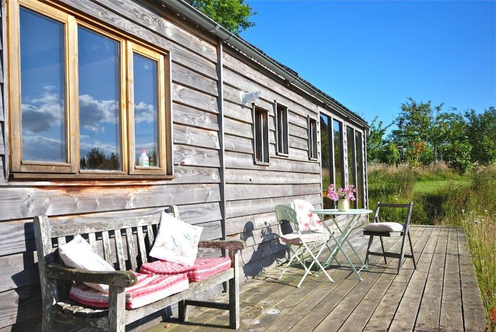 Log Cabin At The Old Summer Dairy Glastonbury Somerton  Luaran gambar